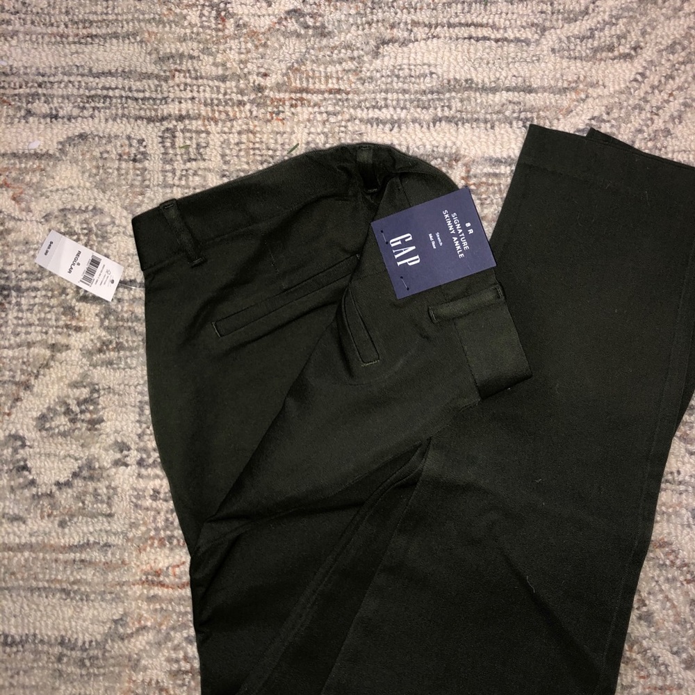 GAP signature skinny ankle green